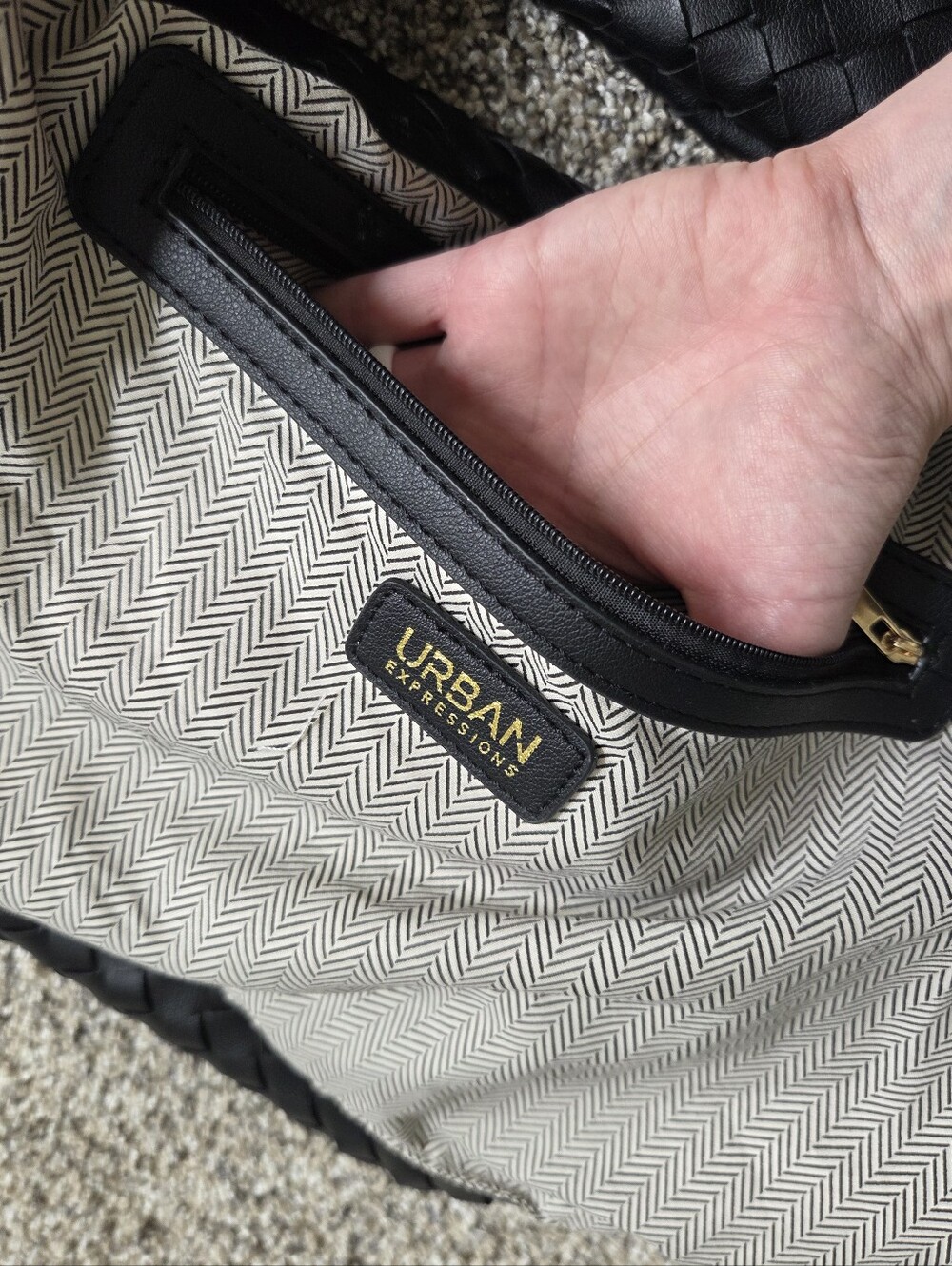 Urban Expressions NWOT Vanessa Hobo Woven Bag Purse Handbag Black Vegan Leather - Picture 9 of 10